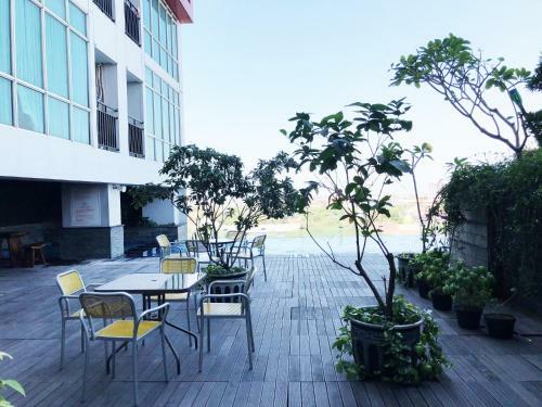 Comfy Studio Tamansari Papilio Apartment By Travelio