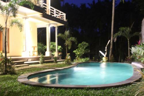 Hostal Junjungan Guesthouse