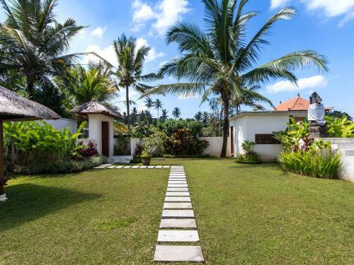 Villa Candi Kecil Tujuh