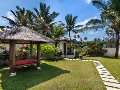 Villa Candi Kecil Tujuh