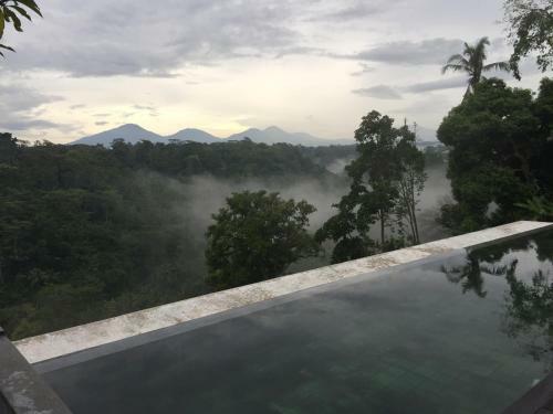 Villa Ayuterra Resort