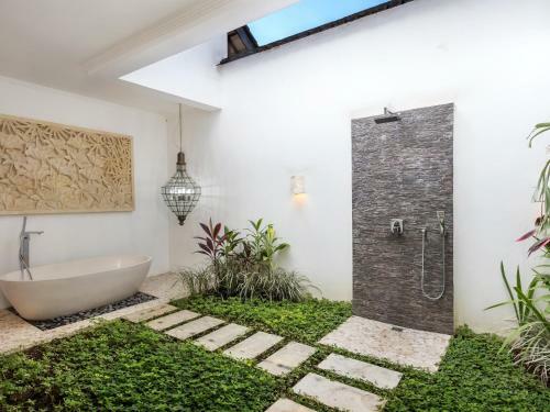 Villa Candi Kecil Empat