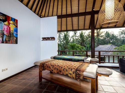 Villa Candi Kecil Empat