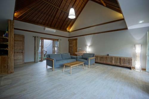 Hana Villa