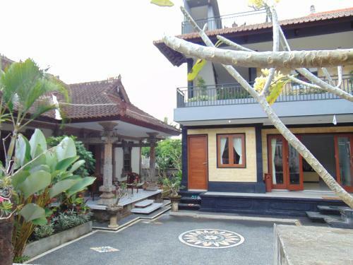 Dipondok Homestay