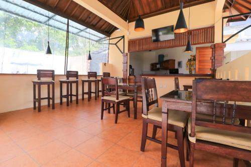 Hostal Praja Homestay