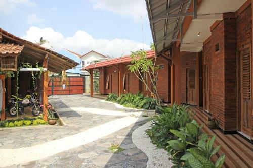 Hostal Reddoorz Near Akmil Magelang