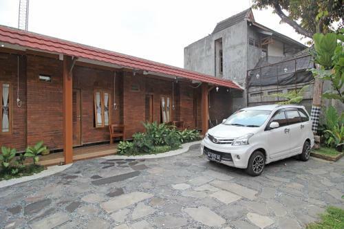 Hostal Reddoorz Near Akmil Magelang