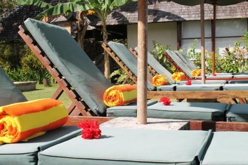 Hotel Cocotinos Manado