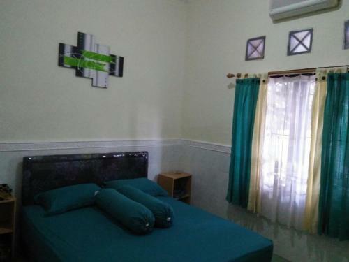Tasya Guest House