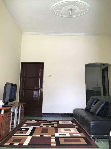 Tasya Guest House