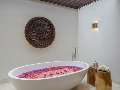 Villa Grand Cliff Nusa Dua - An Elite Haven