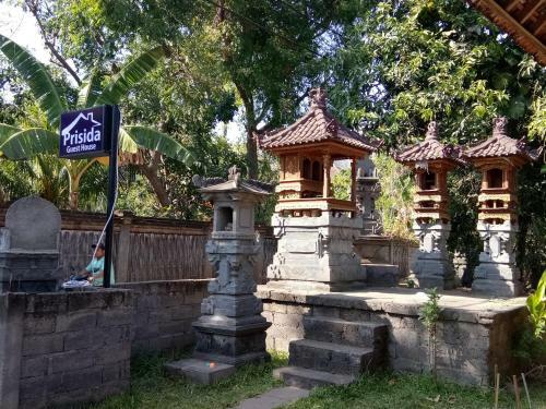 Hostal Prisida Guest House