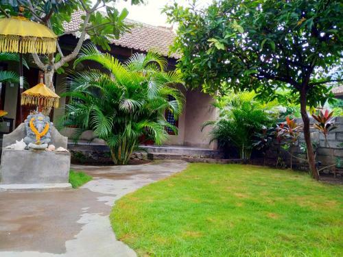 Hostal Angga Guest House