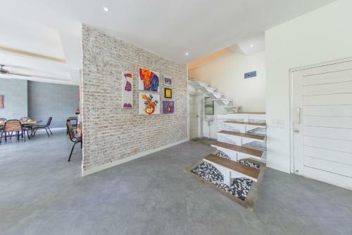 Villa Coddiwomple