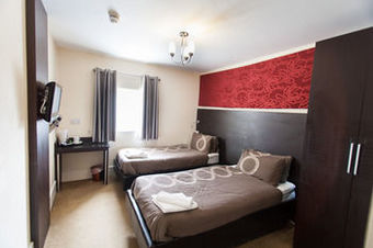 Hotel Travellers Inn