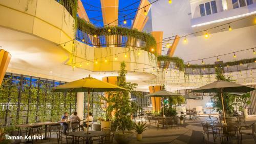 Hotel Bw Luxury Jambi