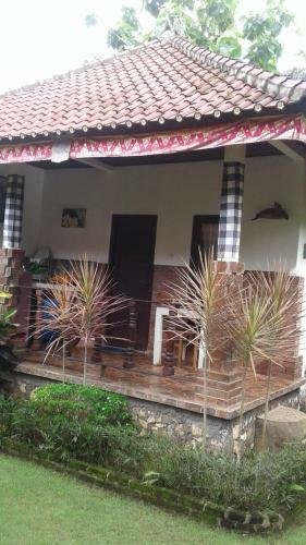 Hostal Saraswati Homestay