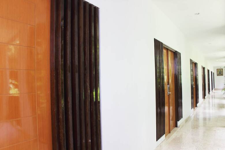 Hotel Trumbu Nusa