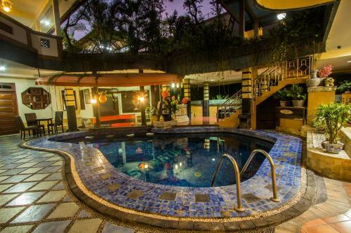 Hostal Sri Ratu Hotel