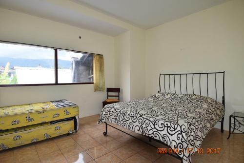 Central Lovina Apartment