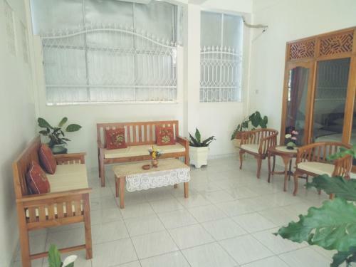 Hostal Kecak Guest House