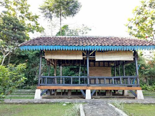Villa Anni'mah Tapos