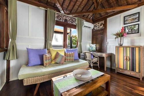 Villa Kampung Lestari