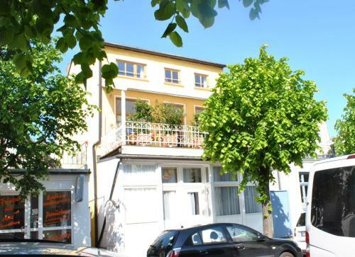 Apartamento Ferienwohnung Warnem�nde Altstadt (rc)