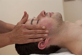 Clover Naturist Spa And Hotel