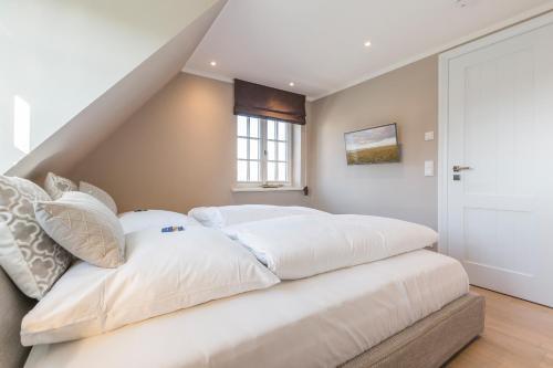 Stran H�s 1