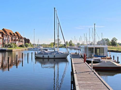 Hausboot Ueckermuende Typ Floating