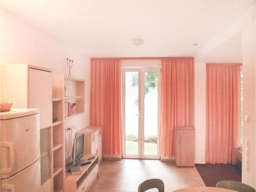 0-bedroom Apartment In Unterwellenborn