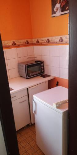 Ab Apartment 19