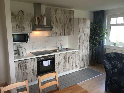 Villa 3-raum-wohnung Mit Balkon An Der Ostsee 208