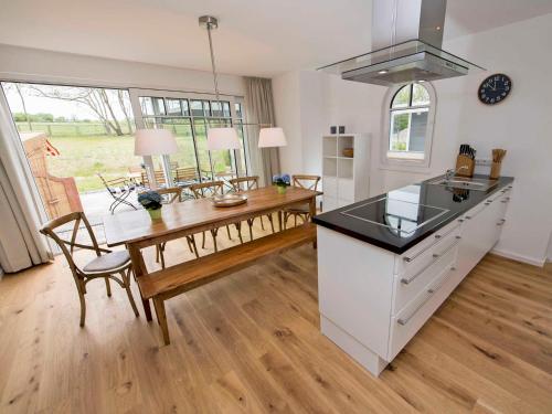Reetperle Lobbe - Ferienhaus Mit Sauna (F 650)