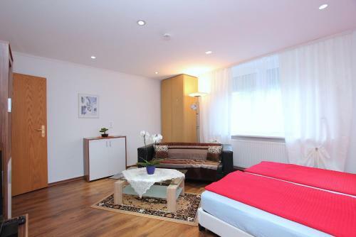 6739 Apartment Constantin II