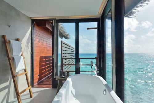 Hotel Grand Park Kodhipparu, Maldives