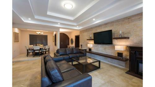 Aruba Palm Beach House