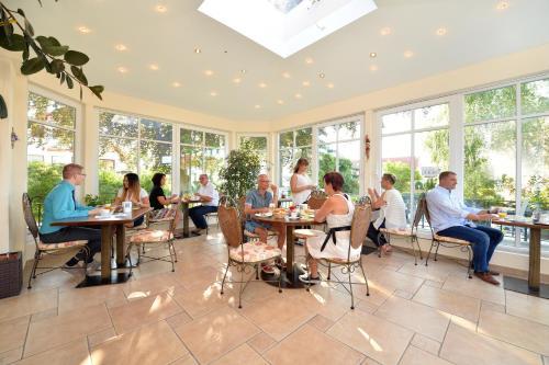 Hotel Sch�ngarten Garni