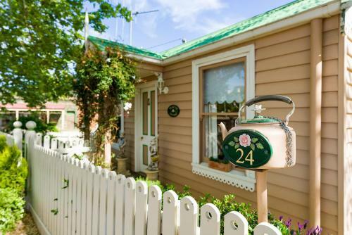 Tea Cup Cottage