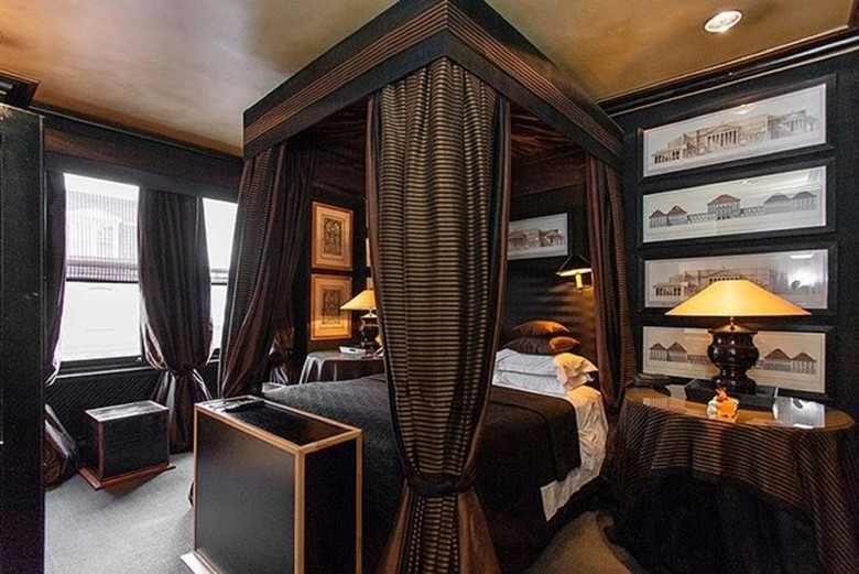 Blakes Hotel