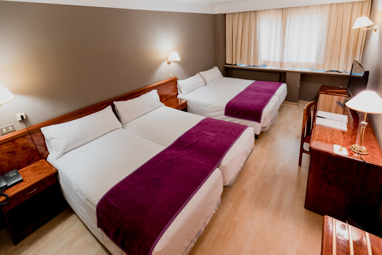 Delfos Hotel