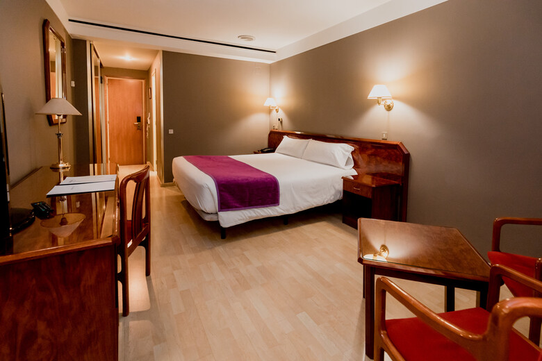 Delfos Hotel