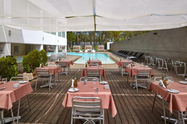 Alcazar Hotel & Spa