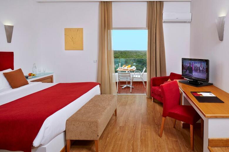 Alcazar Hotel & Spa