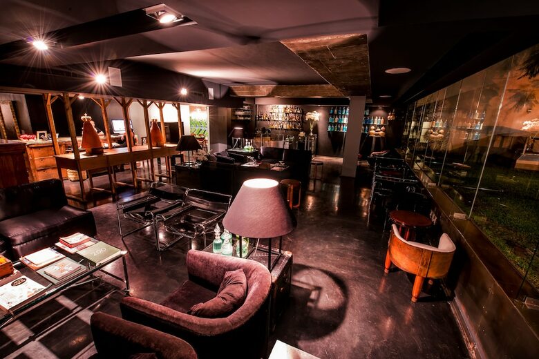 Demetria Hotel
