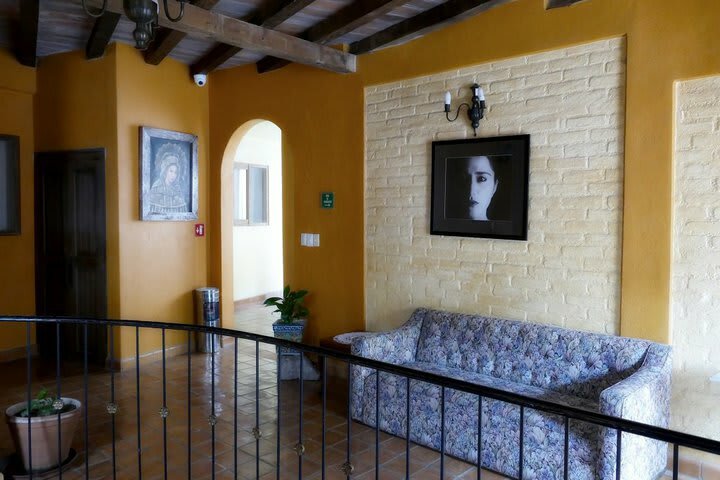Hotel El Meson De Los Poetas