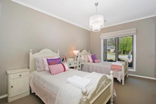 Apartamento Collins Retreat - 4 Bedroom Home With Pool