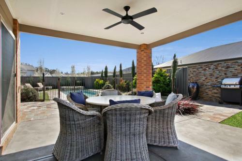 Apartamento Collins Retreat - 4 Bedroom Home With Pool
